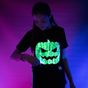 Kinder Jack O Laterne Interactive Glow T-shirt Halloween Bild 3