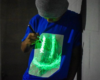 Childrens Interactive Green Glow T-shirt In Blue / Green Glow