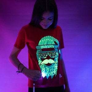 Cool Santa Interactive Glow In The Dark T-Shirt Christmas Edition zdjęcie 4