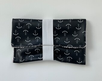Soap bag black and white anchor