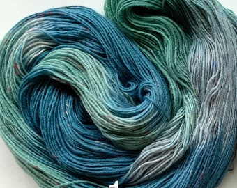 100 g Sockenwolle handgefärbt TREKKING Tweed 4fach blau aqua ZITRON superwash