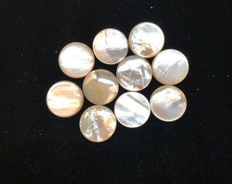 Lot of 320 High Quality Old Italian Mother of Pearl Buff-Top Cabs (discs)