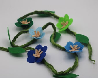 Flower garland, felt flower garland, felt flowers, felted garland, garland, flower decoration, flower garland, felt,