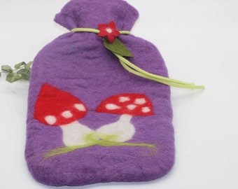 Felt hot water bottle / felt hot water bottle with lucky people