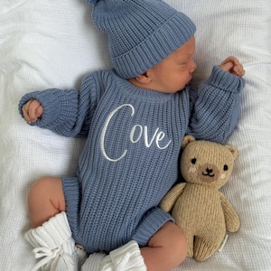 Blue Embroidered Personalised White Baby Chunky Knit Romper | Coming Home PhotoAnnouncement | First Personalised Outfit | Knitted Hat