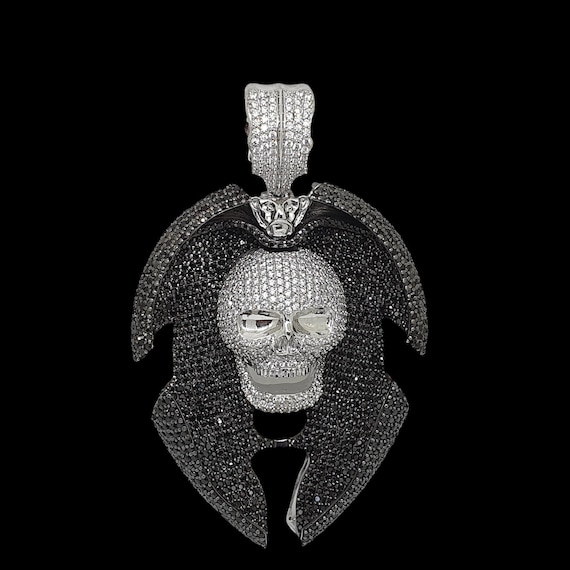 Iced Out Skull Pendant Made in 925 Sterling Silver Embellished With Shinny Moissanite Diamonds for Birthday Halloween or Themed Parties Etsy UK