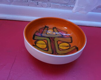 89 modernist Delphis collection Poole Pottery England Cynthia bennett footed signed Bowl 8 1/2” AS IS