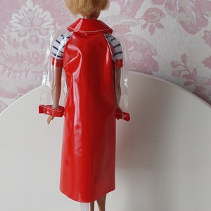 1 Teil Puppenkleidung für Barbie und andere Puppen, 70er Regenmantel, Lack Bild 3