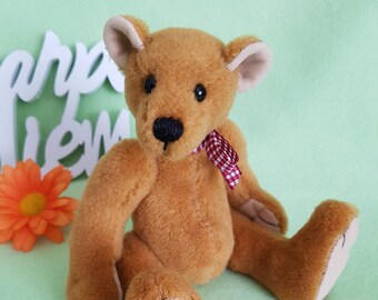 OAAK Bear Vincent, Collectible
