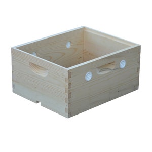 Overwintering Beehive Moisture Quilt Box