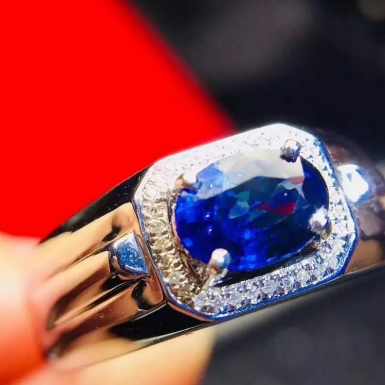 Personalized Unique Gift For Men AAA Quality Gemstone Ring Blue Sapphire Ring For Men 925 Sterling Silver Gents Ring Engagement Ring
