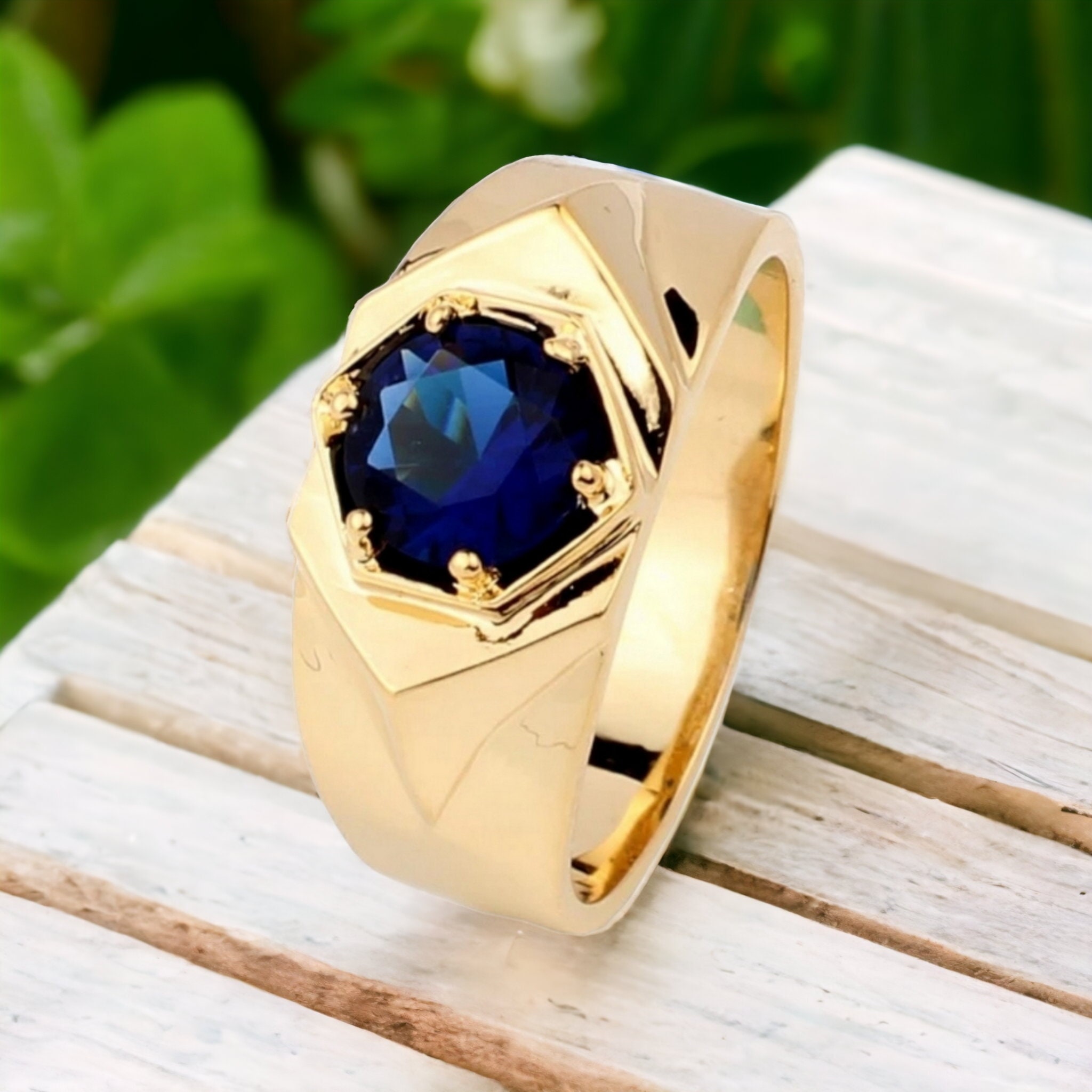 Blue sapphire shop stone gold ring