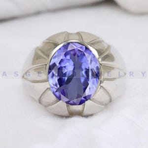 Blue Tanzanite Engagement Ring, Handcrafted Jewelry for Proposals, Weddings, and Meaningful Gift Modern Tanzanite Ring, Luxury Blue Gemstone