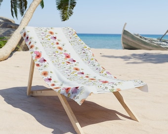 Blommig strandhandduk: Livfull bohemisk sommardekor