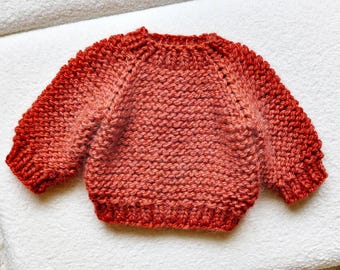 Knitting Pattern - The Chunky Baby Sweater (top-down). Sizes: 0-3 (3-6) 6-12 (12-24) months. Download PDF in English
