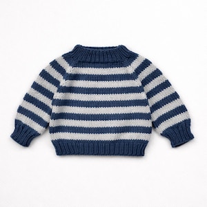 Striped Baby Pullover Knitting Pattern (top-down, seamless). Sizes: 0-3 (3-6) 6-12 (12-24) months. PDF Download (EN).
