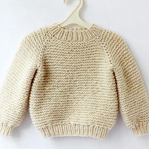 Knitting Pattern - The Mere pullover (seamless). Sizes: 3-4 (5-6) 7-8 (9-10) 11-12 years. Download PDF in English