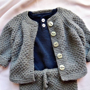 Knitting Pattern Aster Baby Cardigan top-down. Sizes: 0-3 - Etsy