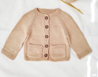 Knitting Pattern - Bear cardigan (top-down). Sizes: 0-3 (3-6) 6-12 (12-24) months. Download PDF in English