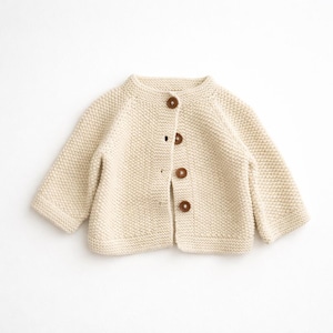 Cerri Baby Cardigan Knitting Pattern (top-down, seamless). Sizes: 0-3 (3-6) 6-12 (12-24) months. PDF Download (EN)