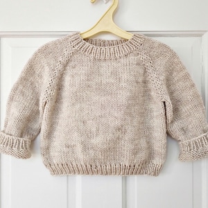 Knitting Pattern - The Poppy Pullover (seamless). Sizes: 3-4 (5-6) 7-8 (9-10) 11-12 years. Download PDF in English