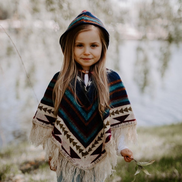Unisex toddler poncho, Alpaca poncho baby, colorful toddler wear, Unisex kid outerwear, hoodie toddler, boho baby, ethnic print cape