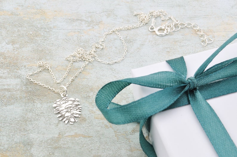 Woodland Necklace Plant Necklace Necklace gift for forest lover Pine Cone Tree Acorn Necklace Silver or Gold