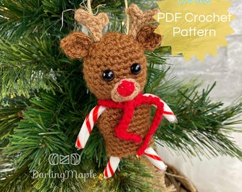 PDF Reindeer Crochet Pattern. Low-Sew Reindeer Candy Cane Ornament. Cute Mini Christmas Decoration. Hanging Amigurumi Stuffy Softie
