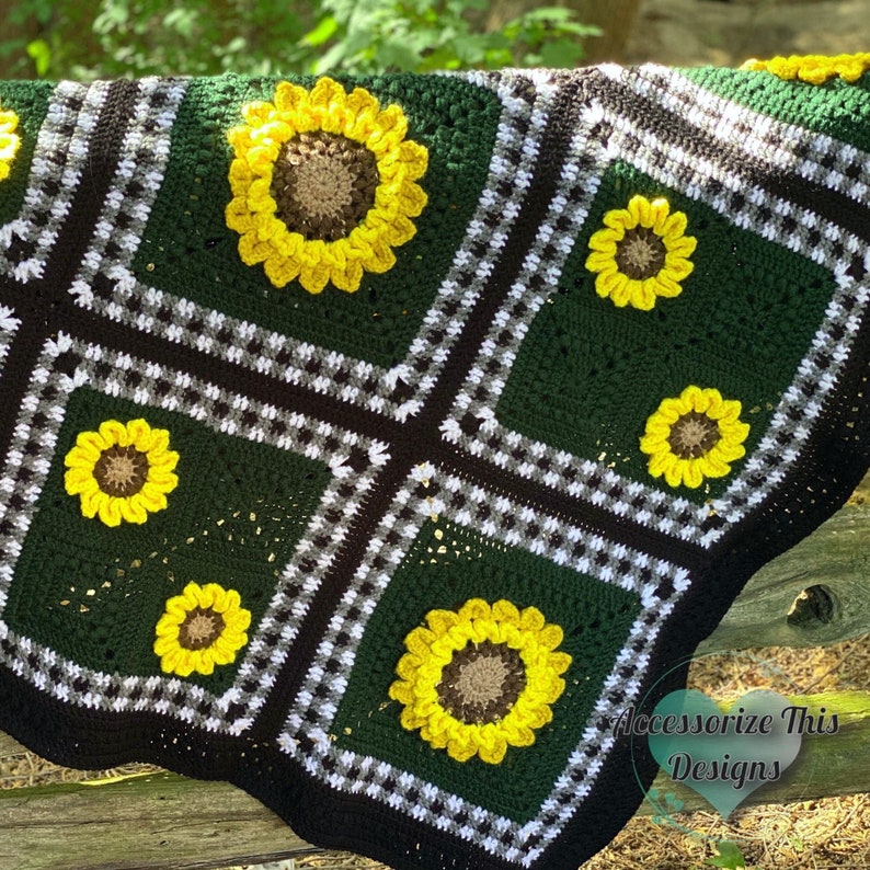 Modern Sunflower Plaid Blanket Crochet Pattern/ Throw / Textured / Colourwork / Flowers / Squares / Summer image 1