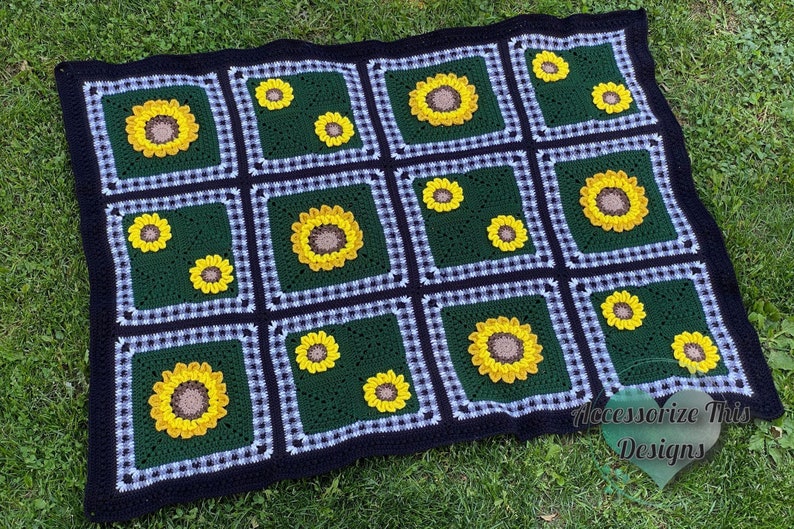 Modern Sunflower Plaid Blanket Crochet Pattern/ Throw / Textured / Colourwork / Flowers / Squares / Summer image 3