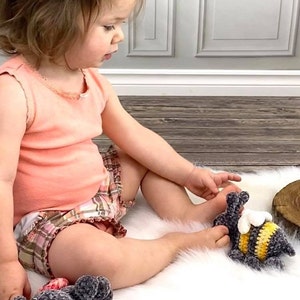 Crochet Pattern: Pocket Pal Ladybug / Insect / Bug/ Amigurumi/ Stuffy/ Softie/ Animal image 3