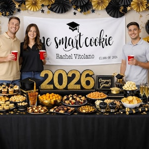 Personalized Graduation Banner: One Smart Cookie, Class of 2026 imagem 1