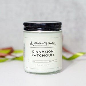 Bougie à la cire de soja – Patchouli à la cannelle | Parfum épicé, chaud et terreux - Bougies Mountain City