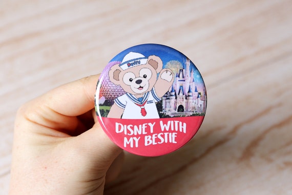 Disney Duffy Disney Avec Mon Badge Bestie Button Pin Fr Etsy Disney Duffy Disney Avec Mon Badge Bestie Button Pin Fr Etsy