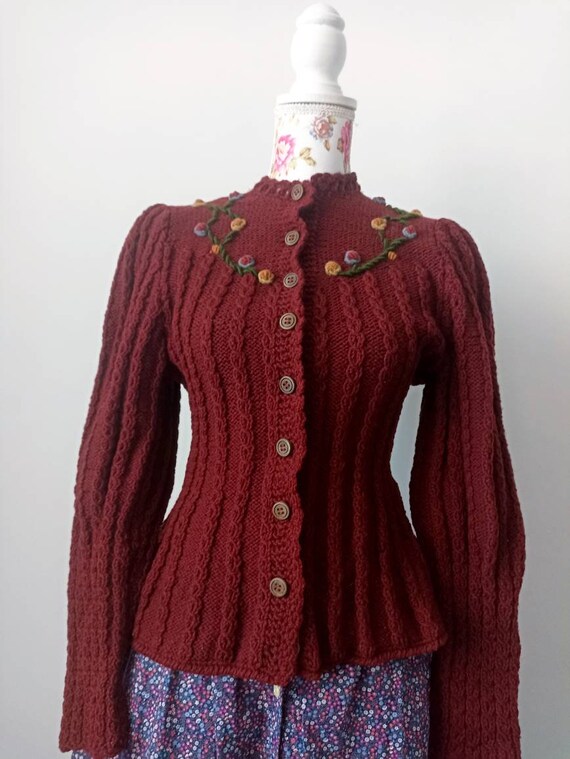 1940 1950 wool vintage cardigan with embroidery a… - image 4