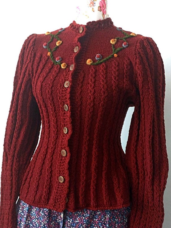 1940 1950 wool vintage cardigan with embroidery a… - image 7
