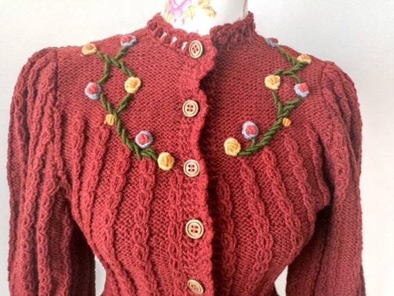 1940 1950 wool vintage cardigan with embroidery a… - image 9
