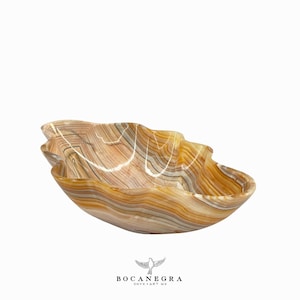 Red & Beige curved Onyx Bowl, Handcrafted Onyx Bowl, Mexican Onyx Freeform Dish, Fruit Platter, Serving platter
