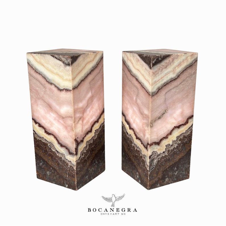 Handcrafted Natural Onyx Table Lamp – Rustic Accent Light image 5