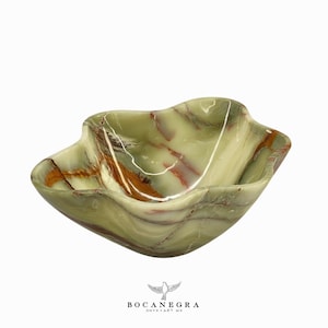Green & Brown curved Onyx Bowl, Handcrafted Onyx Bowl, Mexican Onyx Freeform Dish, Fruit Platter, Serving platter