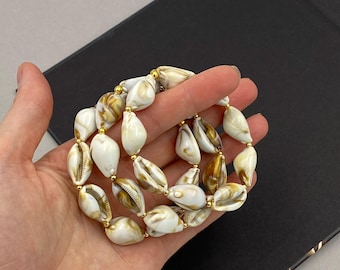 Chunky Cowrie Shell Imitation Beaded Bracelet, Coastal Style, Stretch Stacking Bracelet |3