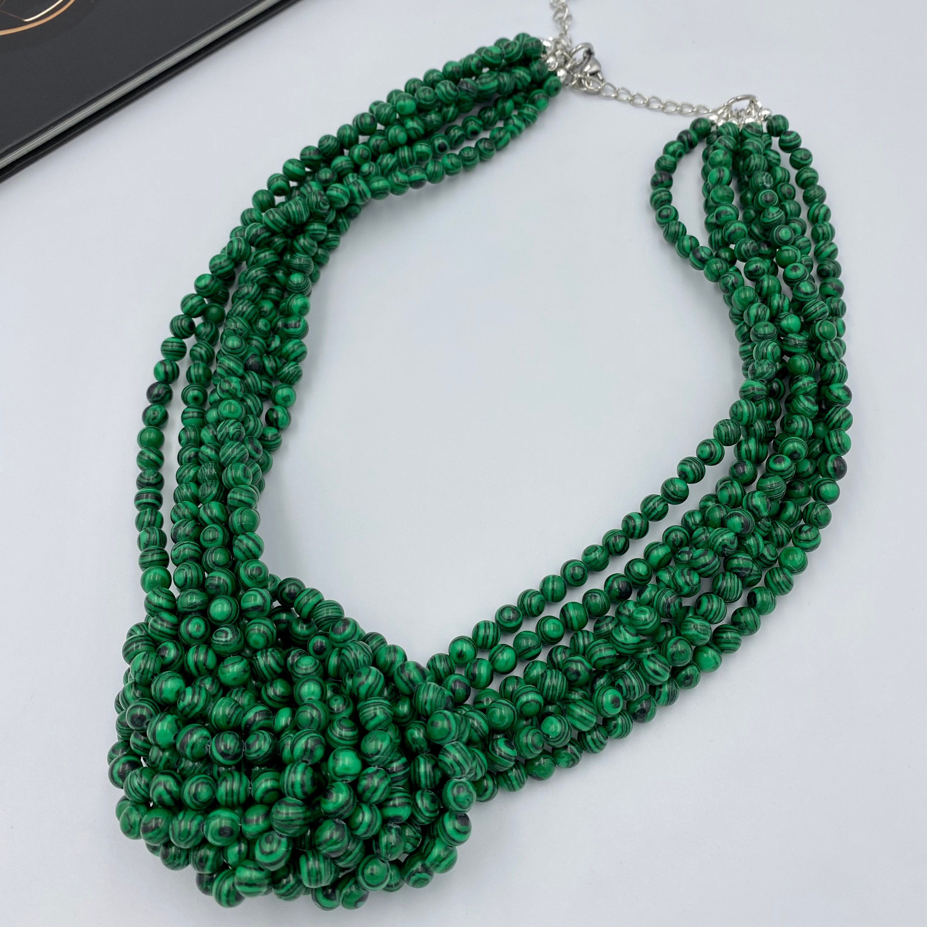 ★MIDNIGHT MOMENT.★ clear knot necklace green Sterling Silver Emerald Green Cubic Zirconia Trinity Knot
