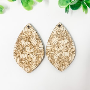 Pumpkin Earring Blanks, Jewerl Supply Halloween Earrings, Engraved Wood Earring Blanks Supplies for Jewelry Makers