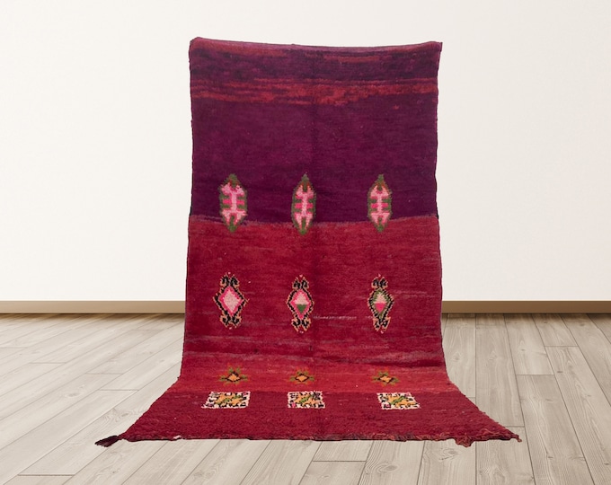 5x9 feet area rug vintage, rug for bedroom, woven Rug, Vintage Moroccan Berber Rug, Wool Berber Rug.