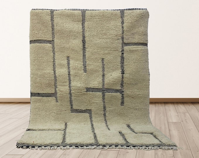 Moroccan Handwoven Area Rug: Unique Home Decor.