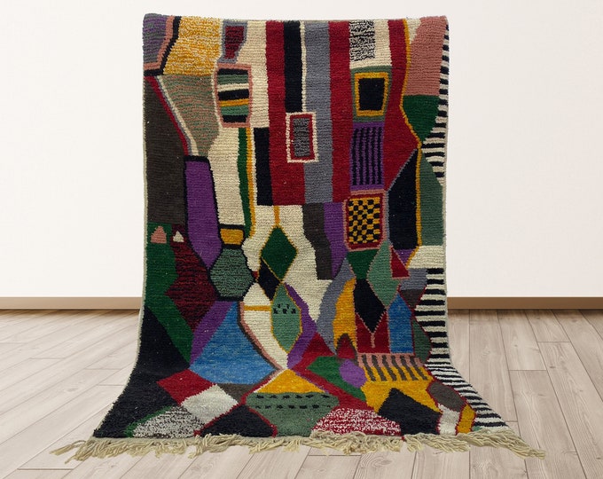 Moroccan Handmade Area Rug: Personalized Home Decor.