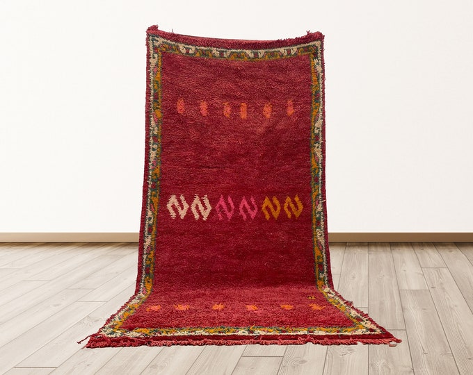 9x4 feet Berber morrocan vintage area rugs, Azilal Moroccan Vintage Rug, Wool Moroccan Berber Vintage Rug.