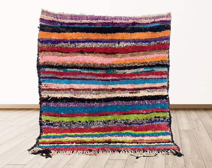 Boucherouite Vintage rug: Moroccan Berber 4x5 old Rug.