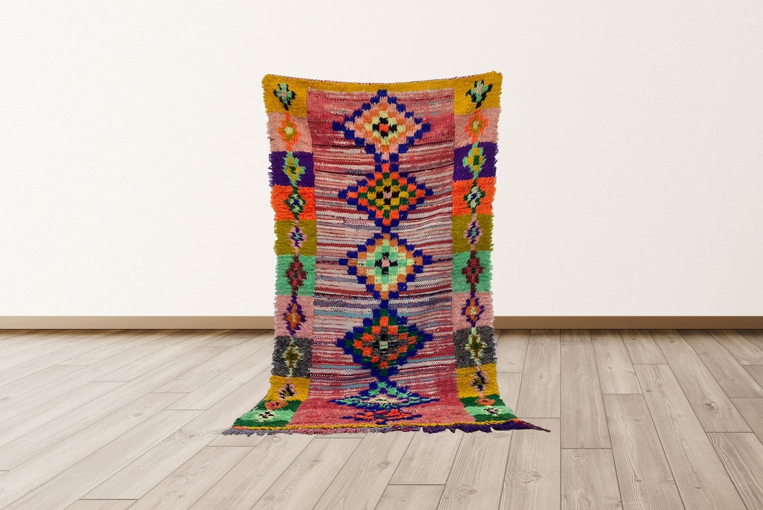 4x7 ft Moroccan Boho Vintage Berber rug.
