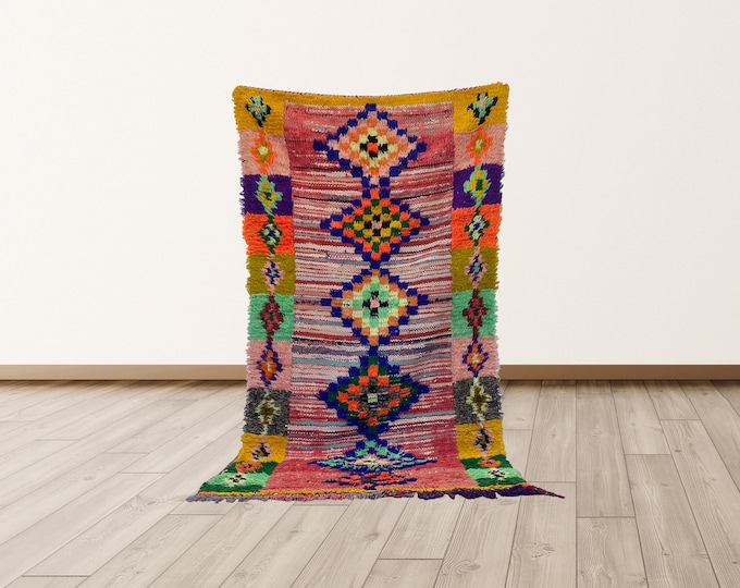 4x7 ft Moroccan Boho Vintage Berber rug.